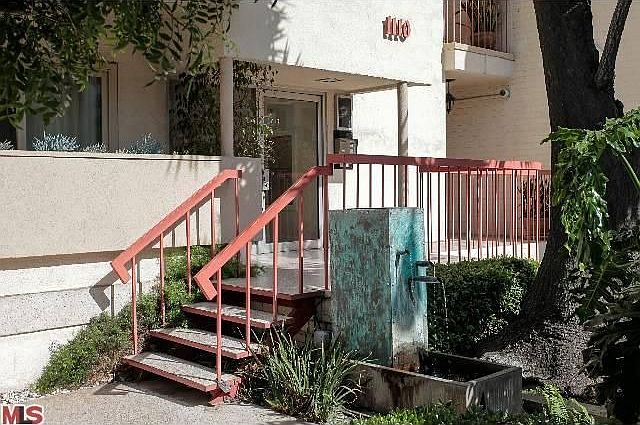 1st image of 1110 Hacienda Pl APT 404
