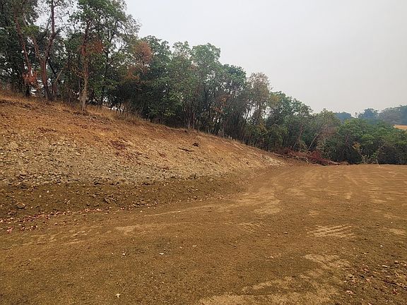 3rd image of 435 Hagle Ln
