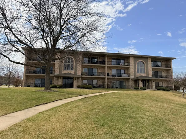 17828 Bernard Dr APT 1A, Orland Park, IL 60467