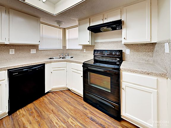 5th image of 6903 Fox Knoll Ln