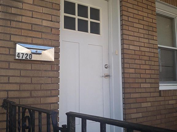 3rd image of 4720 E Oakmont St