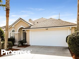 1679 Rustling Dr, Fleming Island, FL 32003
