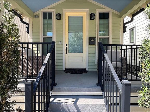 2nd image of 223 S Rocheblave St