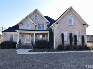 5201 Sugg Ct, Fuquay Varina, NC 27526