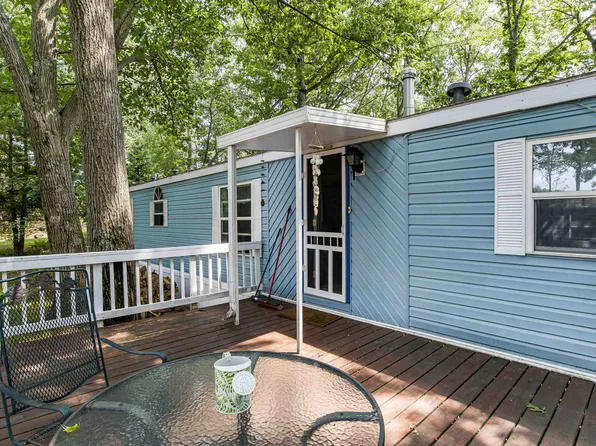 69 Erhardt Trl, Baraboo, WI 53913