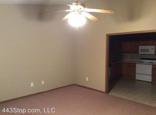2570 E Oakbrook Dr UNIT A, Columbia, MO 65202