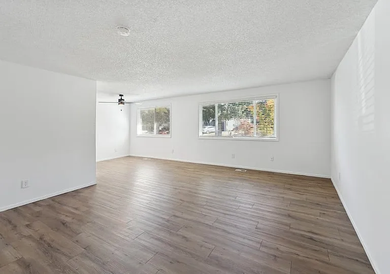 ReNew Rock Creek Townhomes — Photo 19