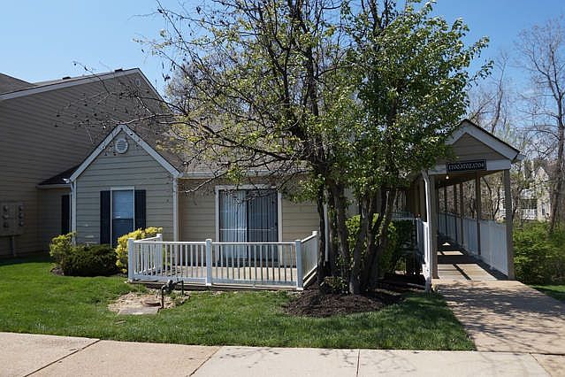 1st image of 1702 Westmeade Dr