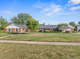 3204 Valley Brook Dr, Champaign, IL