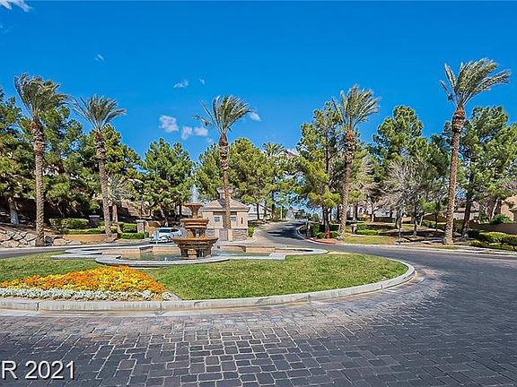 2nd image of 3555 Meridale Dr Unit 2152