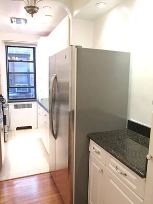 Rented by Keller Williams NYC | media 25