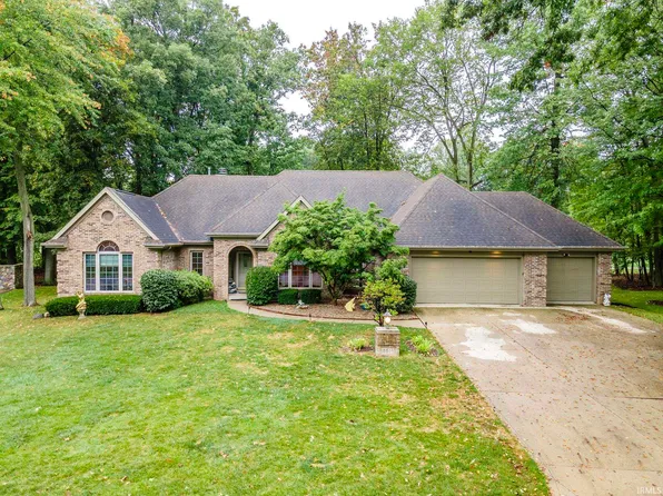 8614 Brookline Ct, Fort Wayne, IN 46835