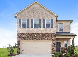 1216 Arnhem Dr, Hampton, GA 30228