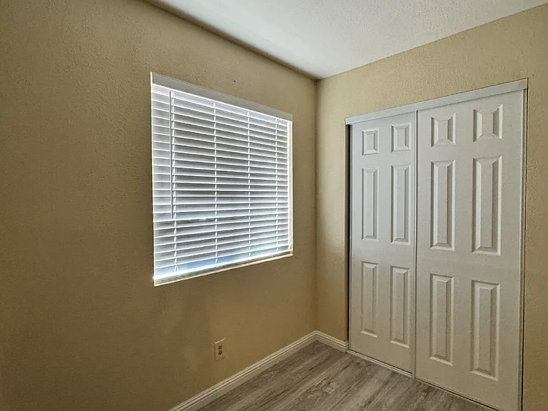 4300 El Como Way — Photo 18