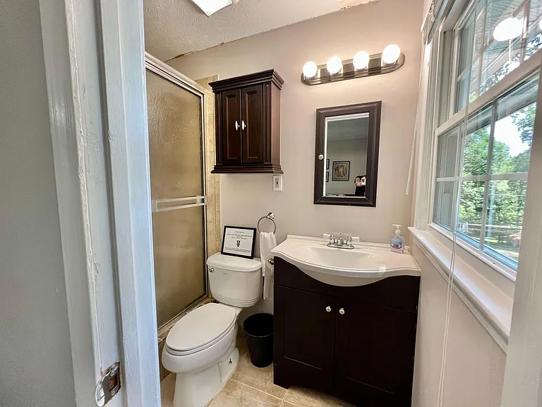 Four Winds Dr SW — Photo 10