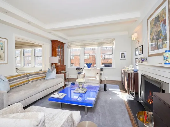 410 E 57th St APT 10C, Manhattan, NY 10022