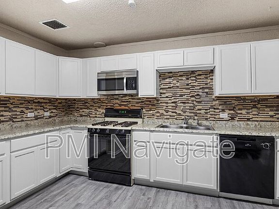 5th image of 114 Moonlight Terrace St