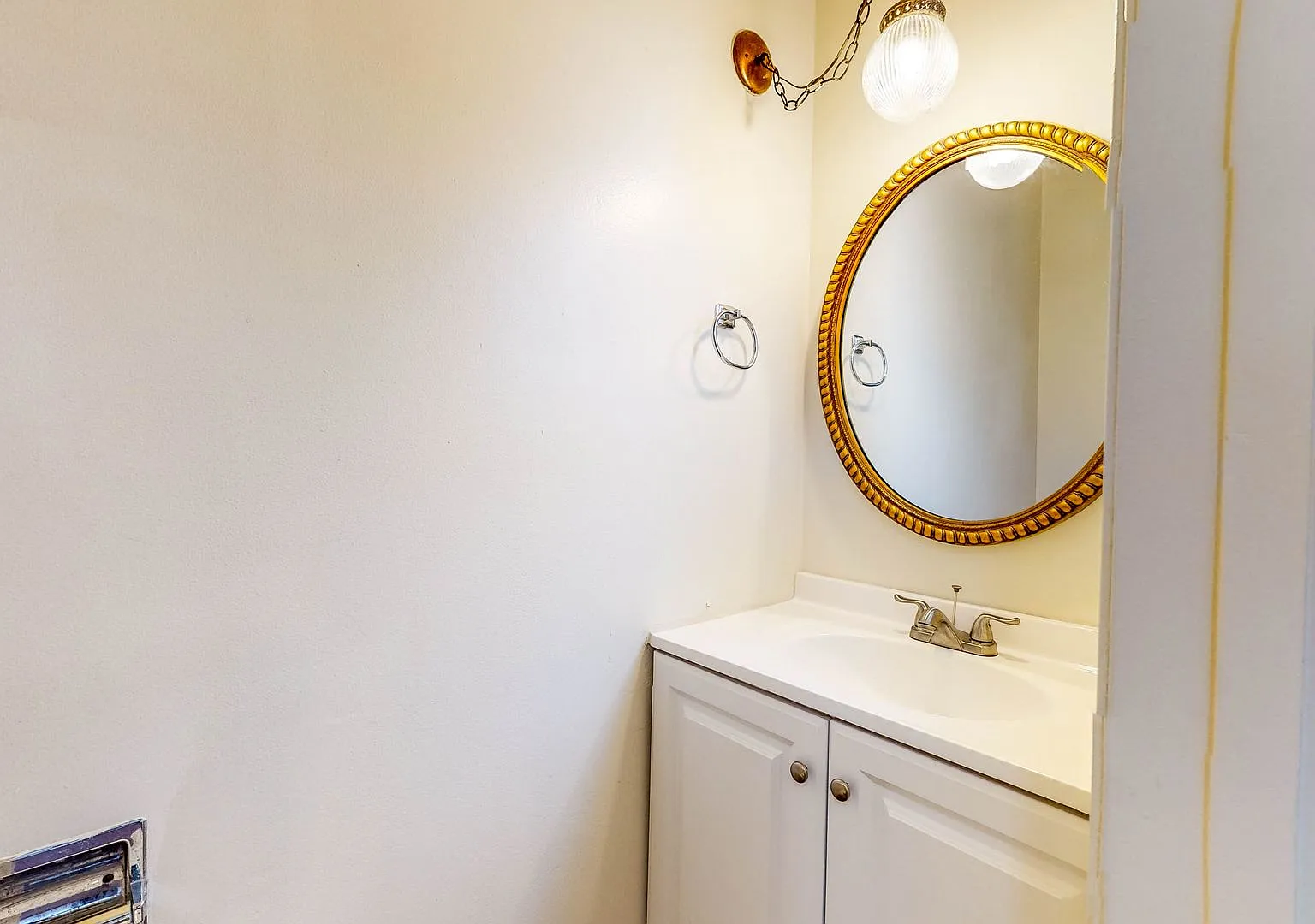 Charming 2 bedroom 1.5 Condo in Deer Meadow! Community includes pool and basket ball court, Water... — Photo 4