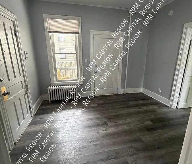 852 Union St #D — Photo 1
