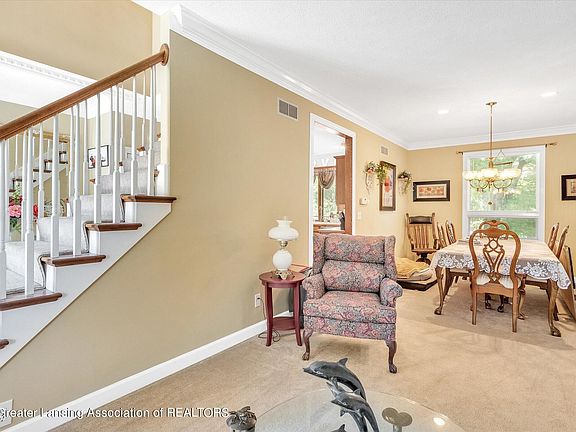 3rd image of 2703 Attenborough Cir