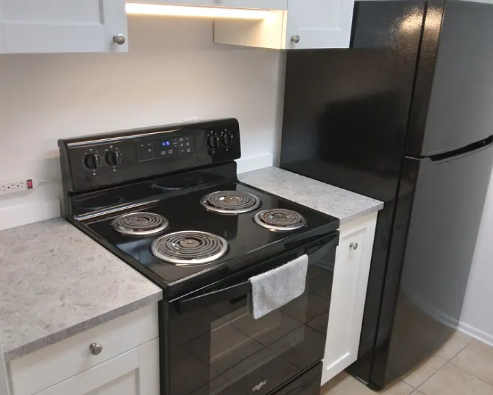 Kitchen left