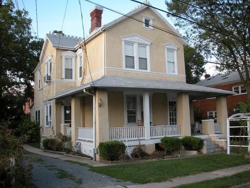 1st image of 210 E Howell Ave APT 4