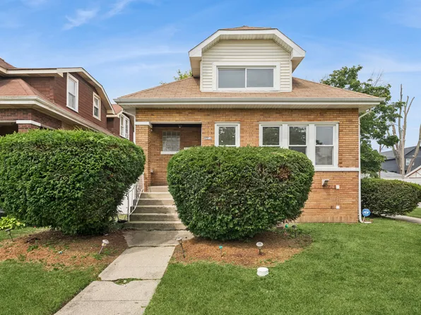 2100 S 10th Ave, Maywood, IL 60153