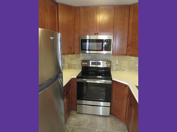 2nd image of 5570 Pennsylvania Ave APT 3