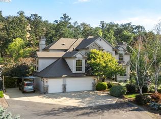 425 Cross Creek Dr, Roseburg, OR 97471