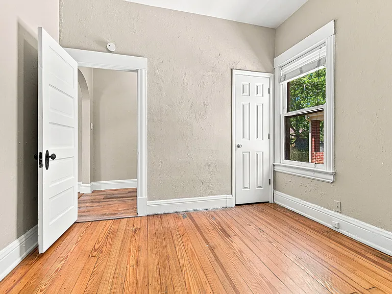 1420 S Washington St — Photo 21