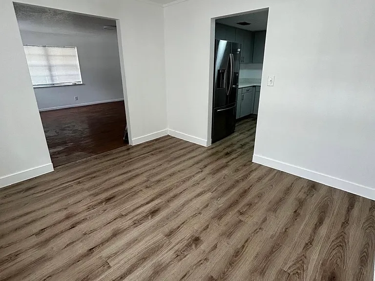 1808 E Waters Ave — Photo 4