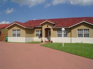 16051 SW 104th Ter, Miami, FL 33196