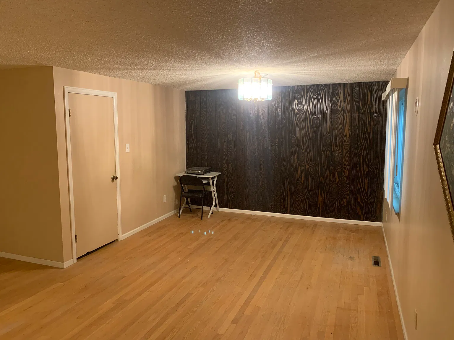 4 bed, 3004 sqft, $1,950 — Photo 4