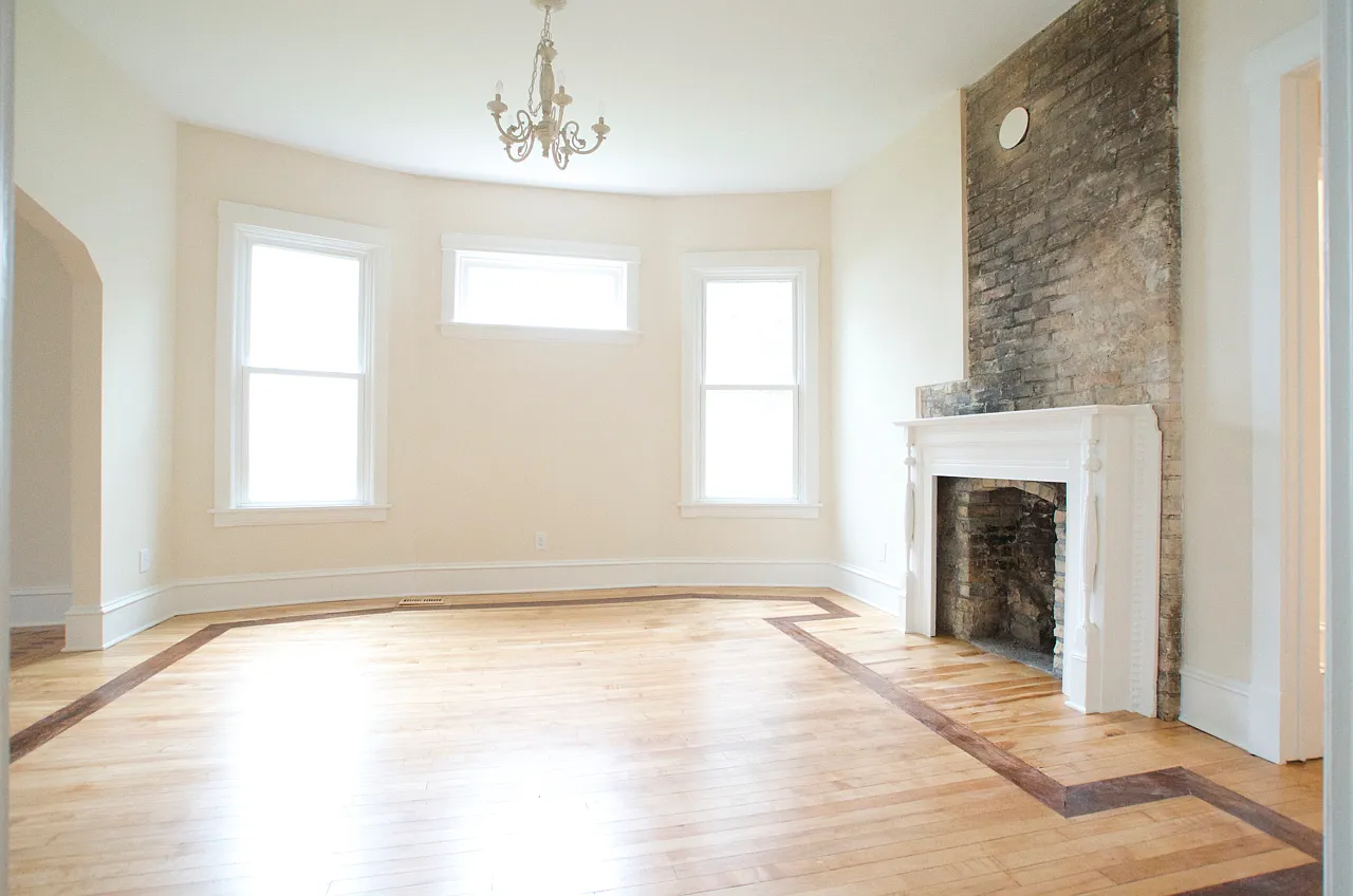 2 bed, 1130 sqft, $2,075 — Photo 1