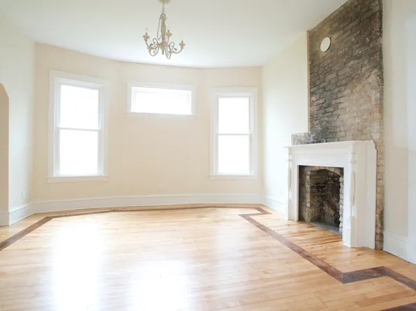 1332 Madison St NE #1, Minneapolis, MN 55413