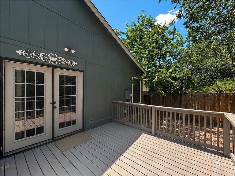 5712 Shreveport Dr — Photo 3