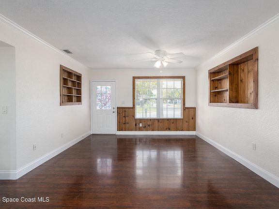 5th image of 406 Cornell Ave
