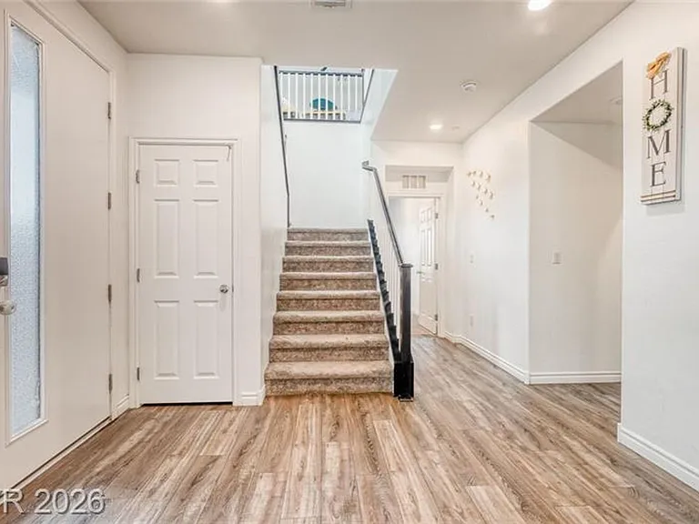 3135 Hazy Hills Ave — Photo 3