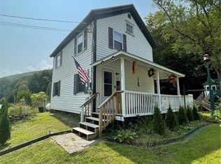 841 Cadosia Rd, Hancock, NY 13783