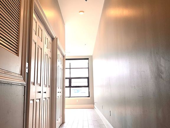 4th image of 4525 Freret St Unit 203