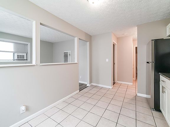 3rd image of 1319 Fair Ave APT F