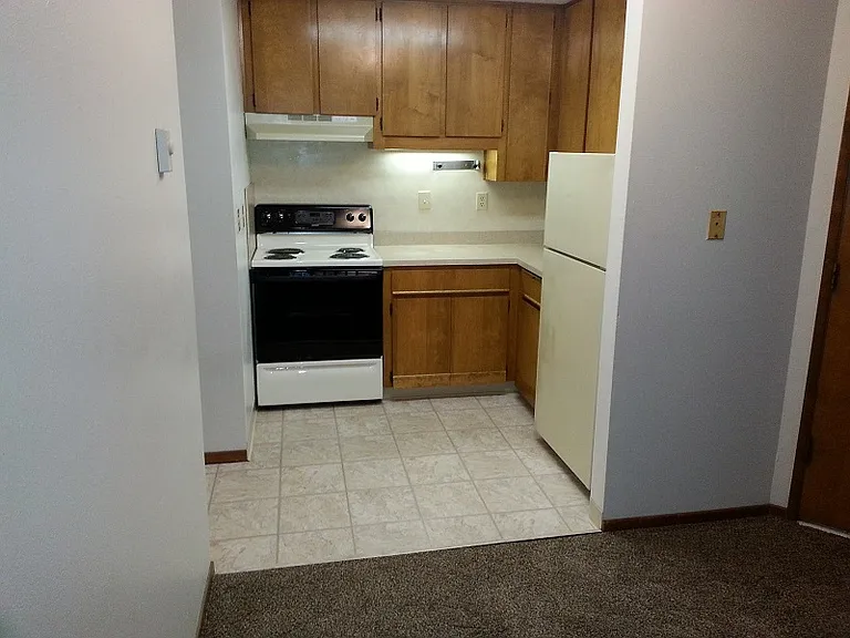 1929 Cedar St #5 — Photo 3