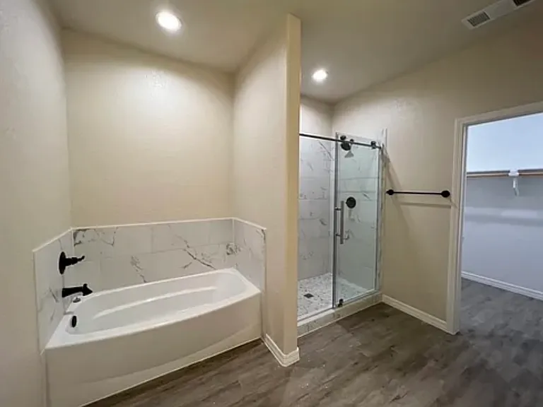 5610 Neptune Rd — Photo 6