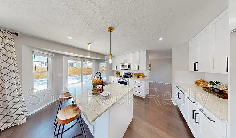 8450 Camfield Cir — Photo 7