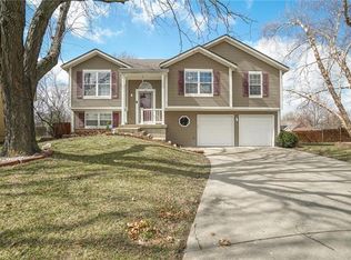 16680 W 153rd St, Olathe, KS 66062