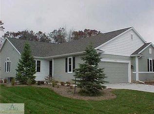 15182 Mulligan Dr, Bath, MI 48808