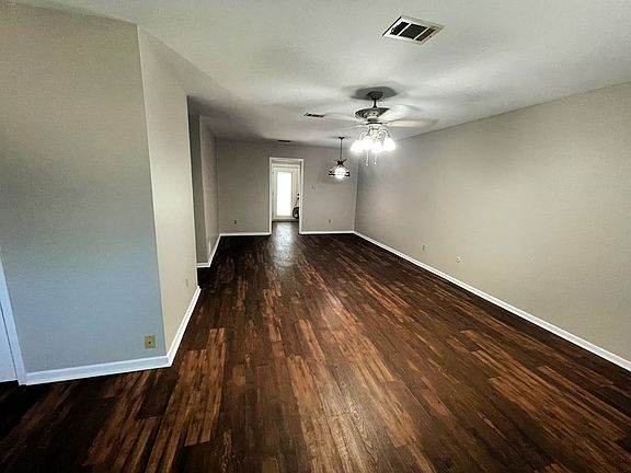5th image of 561 Georgetown Dr