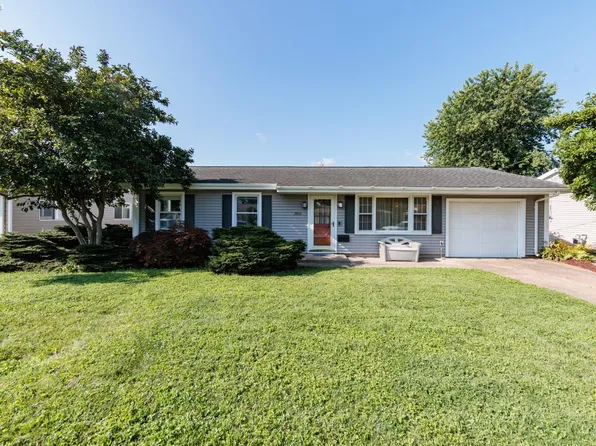 2812 Sunset Ln, Sandusky, OH 44870