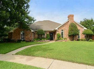 6205 Chelsea Way, Garland, TX 75044