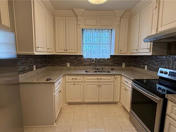 5th image of 6613 S Amarillo Ln
